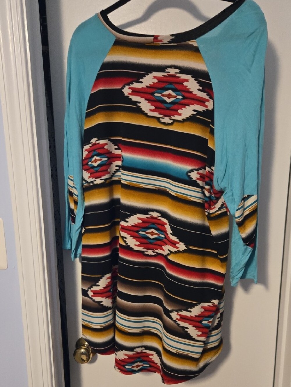 Aztec-Print Raglan Blouse with Turquoise Sleeves - Picture 2 of 4